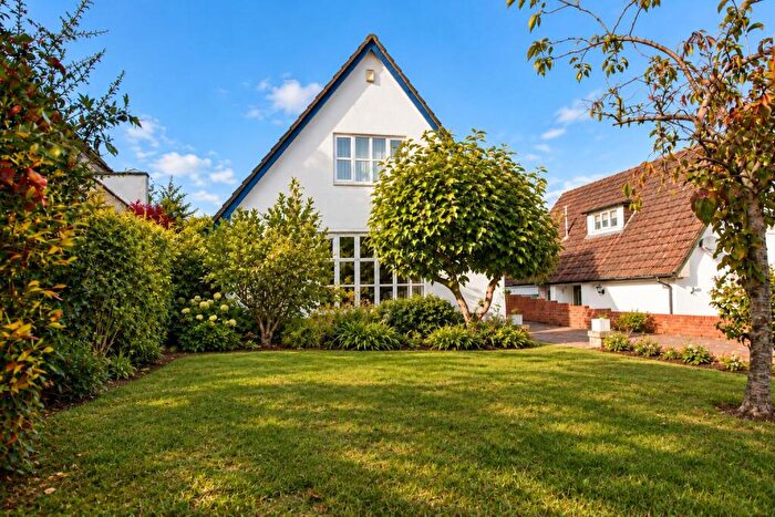 3 Bedroom Detached House For Sale In Underhill Crescent, Lympstone, Exmouth, EX8
