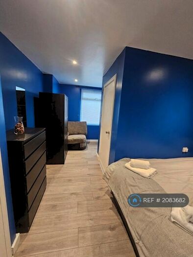 1 Bedroom Flat To Rent In Blackmoorfoot Road, Huddersfield, HD4