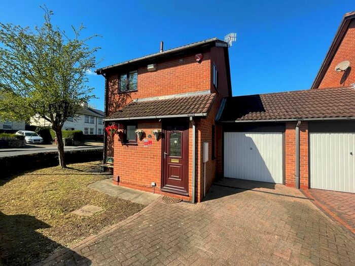 3 Bedroom Detached House To Rent In Rock Court, Nottingham, NG6
