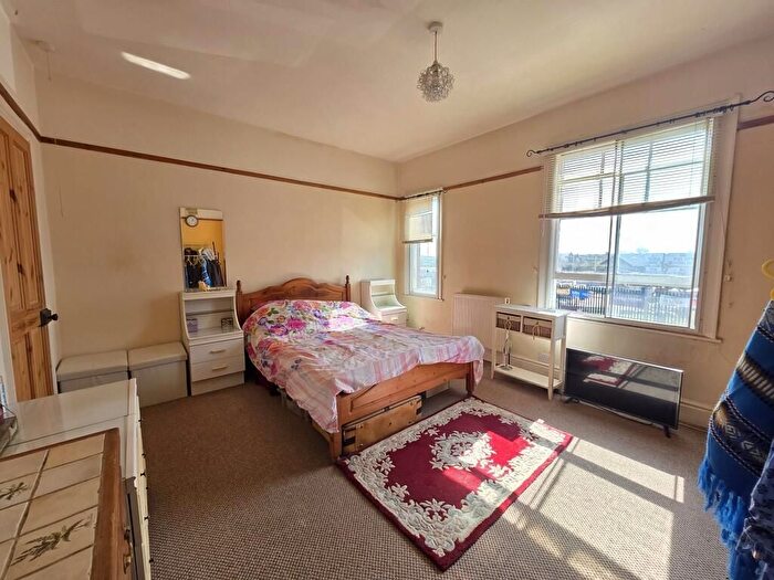 3 Bedroom Terraced House For Sale In Thorpe Road, Melton Mowbray, LE13