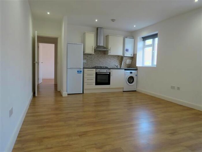 1 Bedroom Flat To Rent In Gatwick Road, Crawley RH10