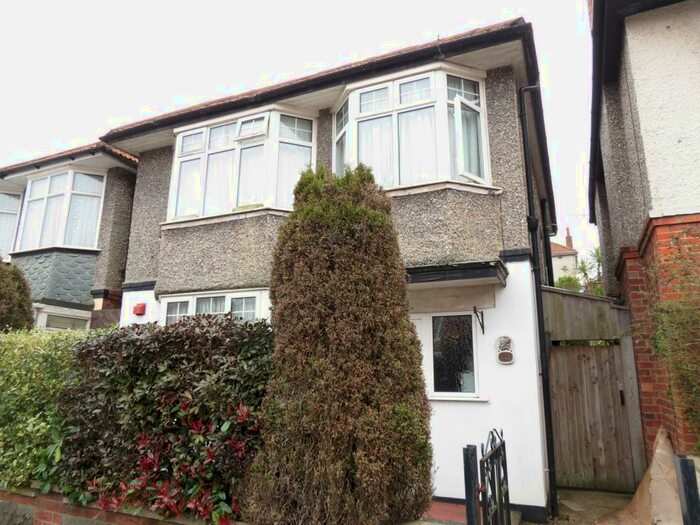 4 Bedroom House To Rent In Bedroom Detached House In Winton, BH9