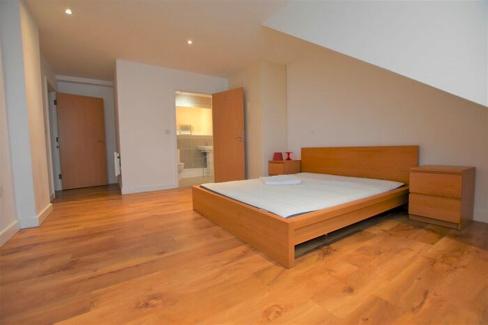 3 Bedroom Flat To Rent In Park Lodge Avenue, West Drayton, UB7