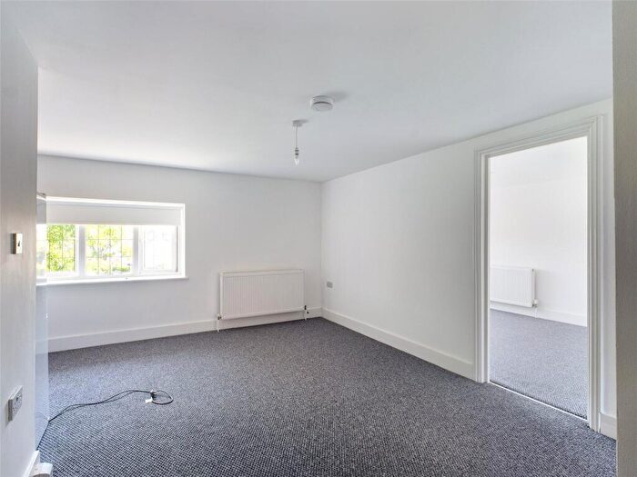 1 Bedroom Apartment To Rent In Elm Grove, Worthing, West Sussex, BN11