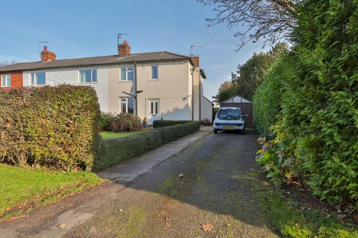 2 Bedroom End Of Terrace House For Sale In Heigholme Lane, Leven, Beverley HU17