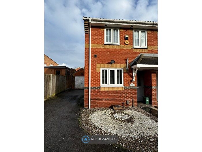 2 Bedroom End Of Terrace House To Rent In Davis Road, Chafford Hundred, Grays, RM16