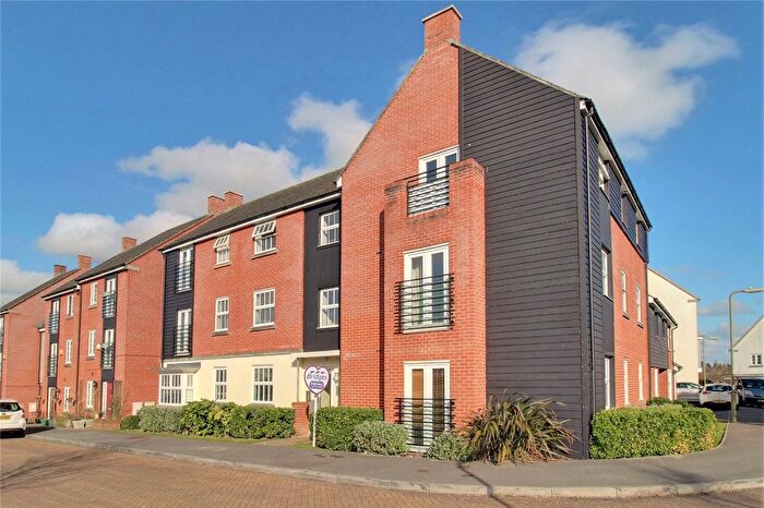 2 Bedroom Flat For Sale In Ilsley Road, Basingstoke, Hampshire, RG24