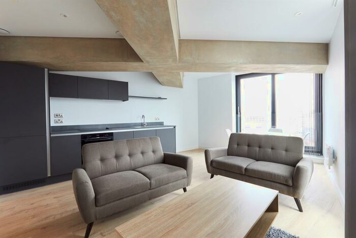 2 Bedroom Apartment To Rent In Axis Tower, M1