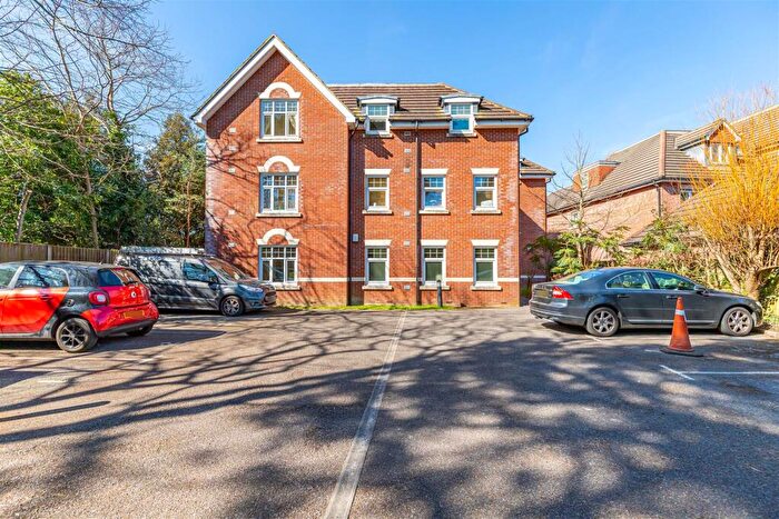 2 Bedroom Flat To Rent In Wimborne Road, Bournemouth, BH2