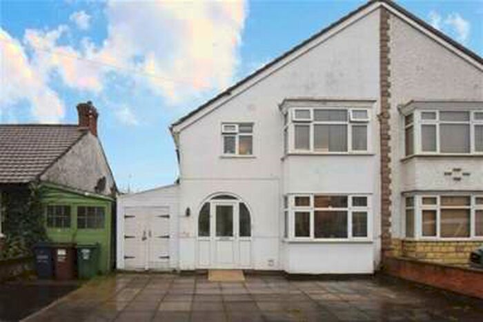 5 Bedroom Semi-Detached House To Rent In The Crossways, Birstall, LE4