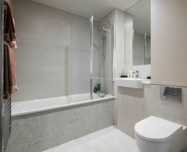 Studio To Rent In Marble House, Hayes And Harlington, Hayes, UB3