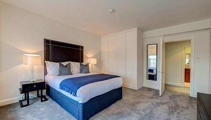 2 Bedroom Flat To Rent In Fulham Road, London, SW3