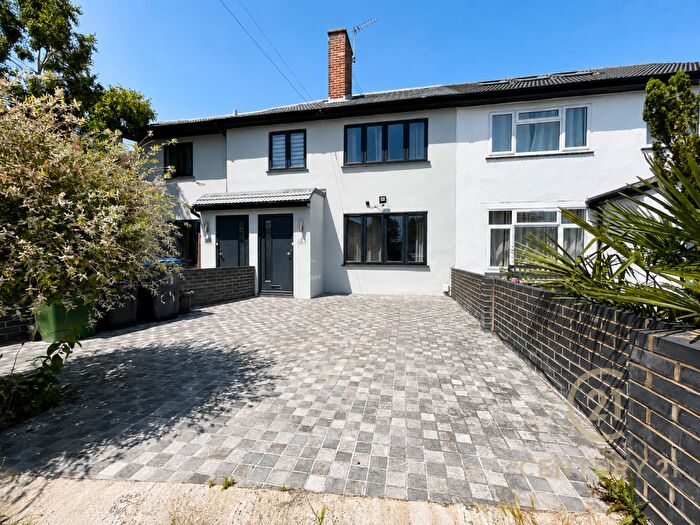 3 Bedroom Terraced House To Rent In Bazalgette Gardens New Malden, KT3