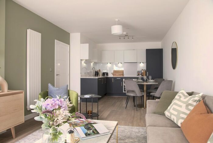1 Bedroom Flat To Rent In Old Market Place, Farnham, GU9