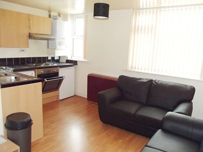 1 Bedroom Flat To Rent In Flat, Birchfields Road, Manchester, M13