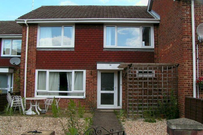 4 Bedroom Terraced House To Rent In Roman Way, GU9