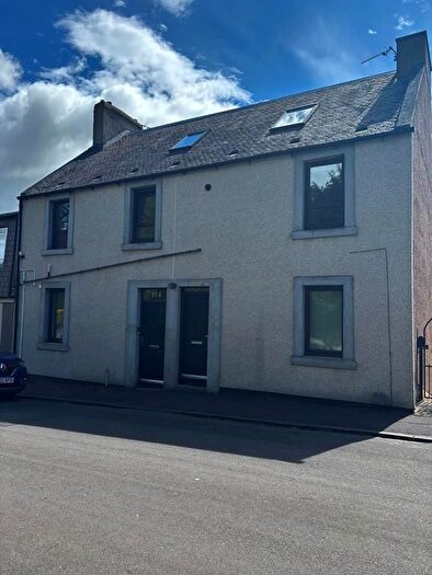 3 Bedroom Flat To Rent In Rose Street, Dunfermline, KY12