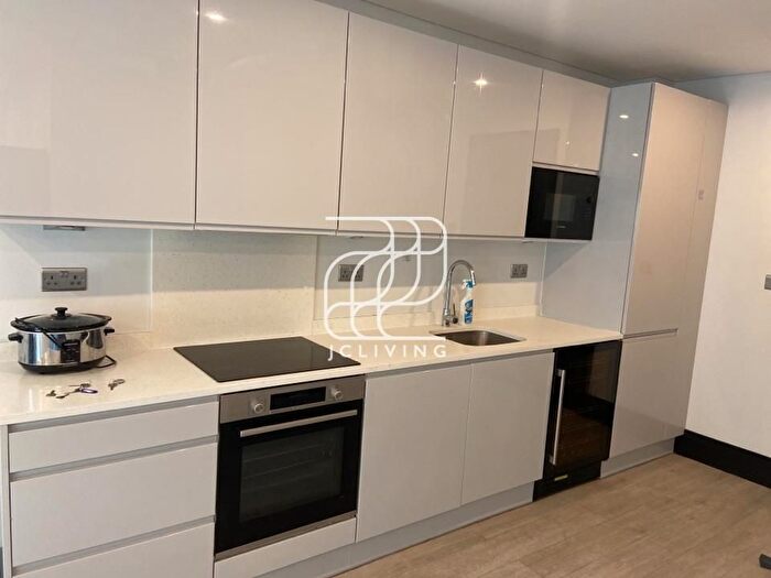 Studio To Rent In Buckle Street, London, E1