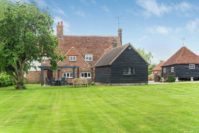 6 Bedroom Equestrian Facility For Sale In Sydenham - Equestrian Property, OX39