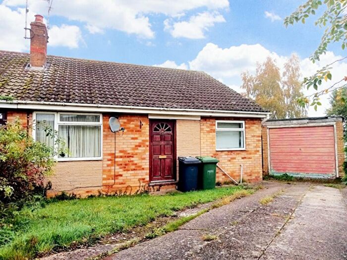 3 Bedroom Semi-Detached Bungalow For Sale In St. Marys Close, Thorney, Peterborough, PE6