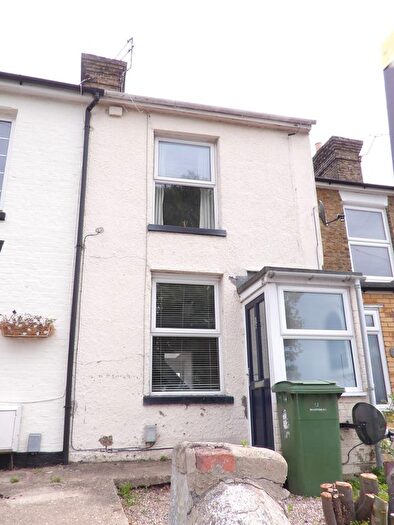 2 Bedroom End Terrace House To Rent In Fant Lane, Maidstone, ME16