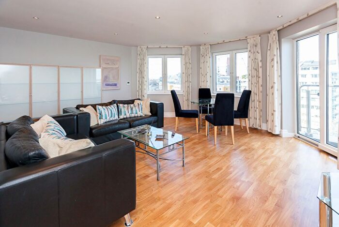 2 Bedroom Flat To Rent In The Boulevard, Fulham, SW6