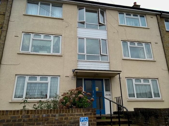 2 Bedroom Flat To Rent In Shooters Hill, Dover CT17