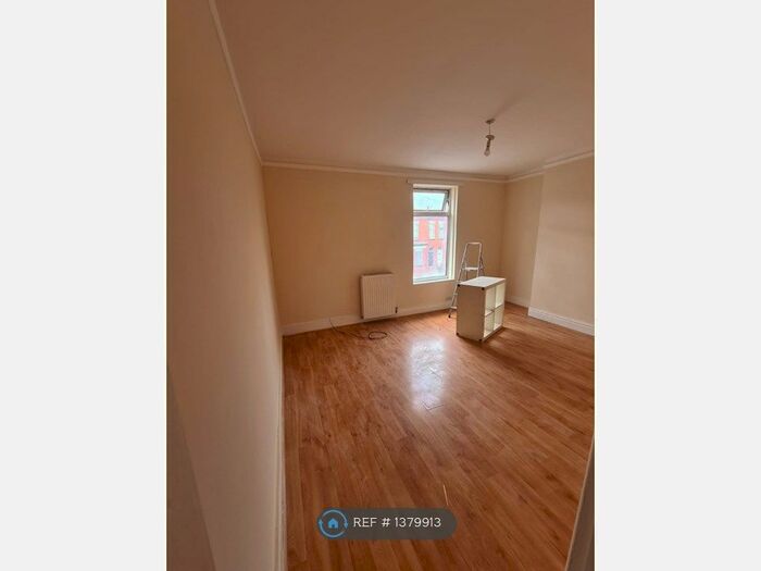 2 Bedroom Terraced House To Rent In Barton Road, Stretford, Manchester, M32