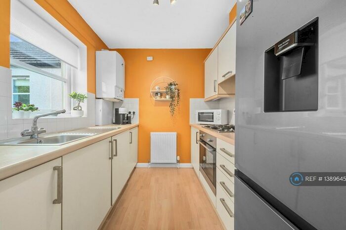 1 Bedroom Flat To Rent In Kirklands, Renfrew, PA4