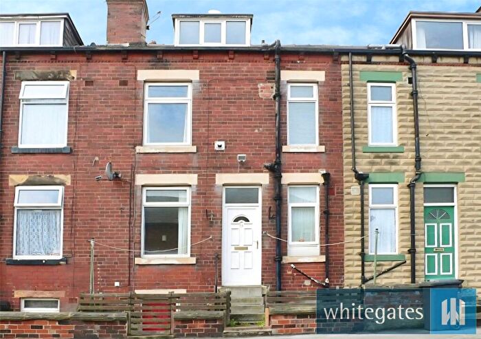 2 Bedroom Terraced House To Rent In Firth Mount, Beeston, Leeds, West Yorkshire, LS11