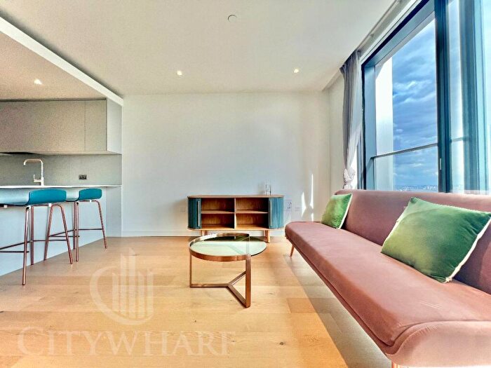 1 Bedroom Apartment To Rent In Hampton Tower, Sqp, Marsh Wall, London, E14