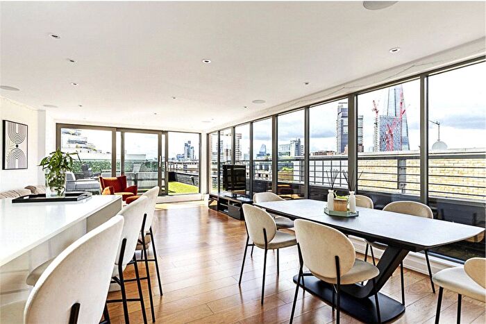 3 Bedroom Flat To Rent In Bell Yard Mews, London, SE1