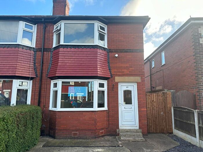 2 Bedroom House To Rent In Bridge Grove, York Road, Doncaster, South Yorkshire, DN5