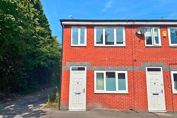 2 Bedroom End Of Terrace House To Rent In Pearson Street, Stockport, SK5