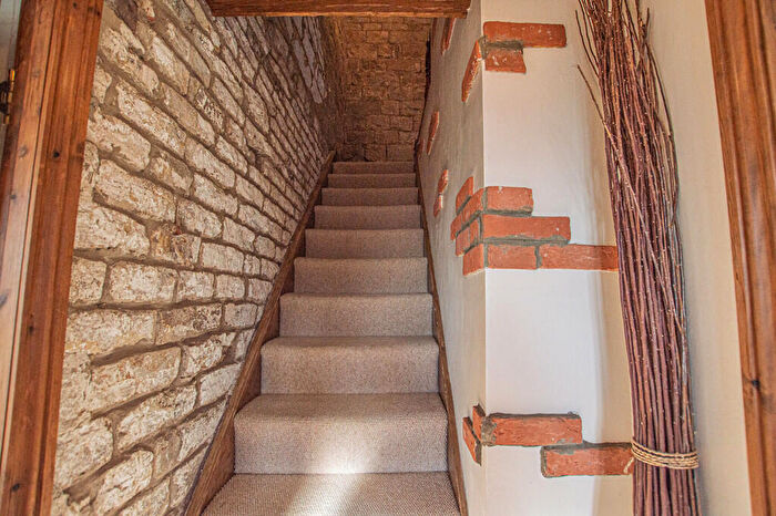 2 Bedroom Cottage To Rent In Common End, Rowley Hill, Huddersfield, HD8