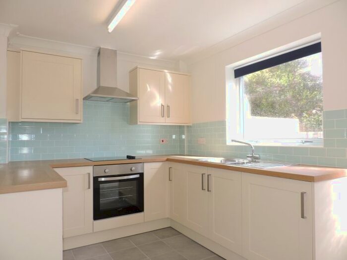 2 Bedroom Semi-Detached House To Rent In Riley Close, Abingdon, OX14