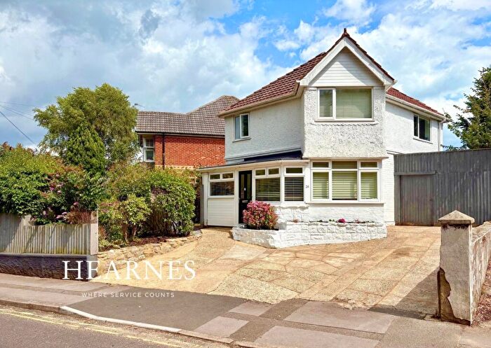 4 Bedroom Detached House For Sale In Cromer Road, Branksome, Poole, BH12