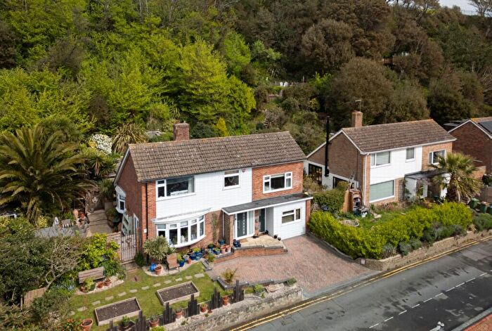 4 Bedroom Detached House For Sale In Radnor Cliff, Folkestone, CT20