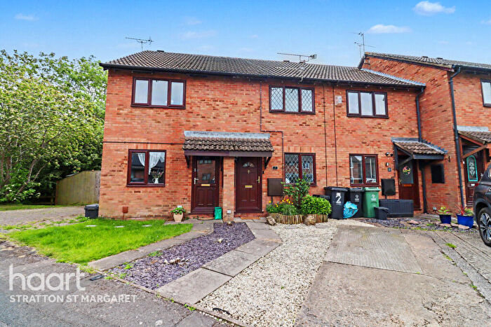 2 Bedroom Terraced House For Sale In Sandpiper Bridge, Swindon, SN3