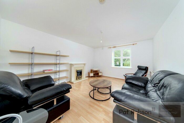 2 Bedroom Apartment To Rent In Blandford Court, Westmorland Road, Newcastle Upon Tyne, Tyne & Wear, NE4