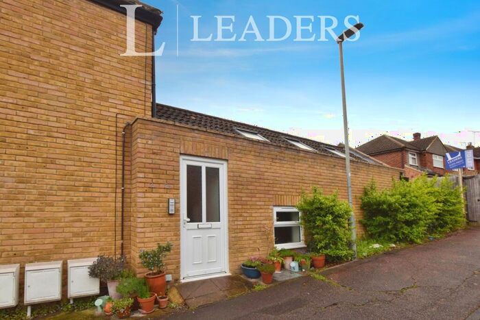 Studio To Rent In Snowley Parade, Bishops Stortford, CM23