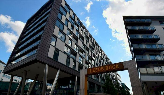 2 Bedroom Apartment To Rent In The Boulevard, Leeds, LS10