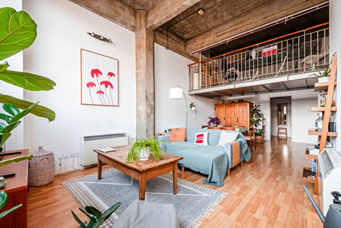 1 Bedroom Flat To Rent In King Edwards Road, London, E9