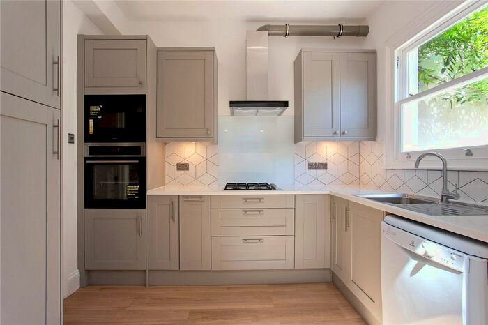 4 Bedroom Detached House To Rent In Brackenbury Road, London, W6