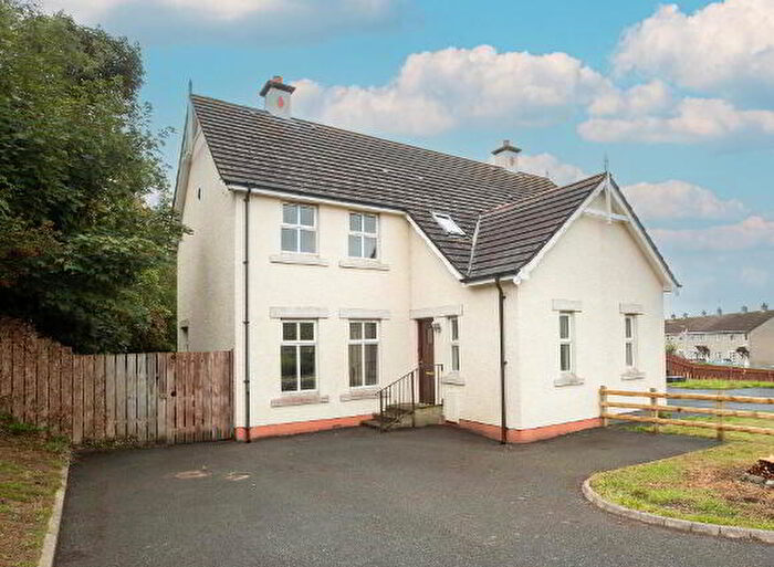 3 Bedroom Semi-Detached House For Sale In Dromara Road, Dundrum, BT33