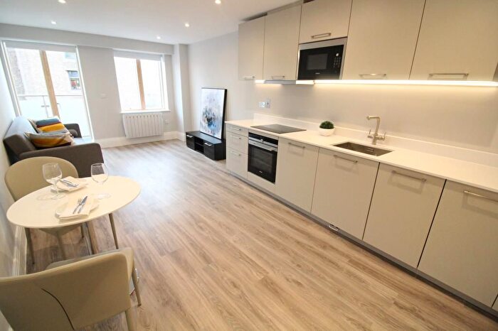 1 Bedroom Flat To Rent In Marlow Road, Maidenhead, SL6