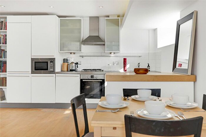 1 Bedroom Apartment For Sale In Britton Street, EC1M