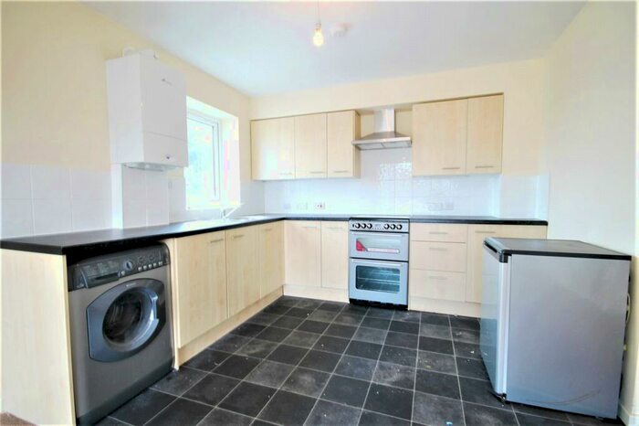 1 Bedroom Apartment To Rent In Albert Road, London, E18