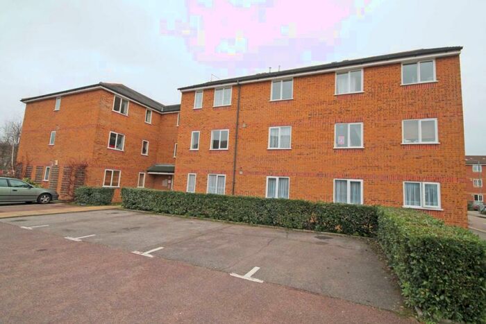 2 Bedroom Flat To Rent In Brindley Close, Ealing, HA0