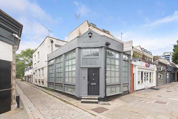 2 Bedroom Flat For Sale In Caledonian Road, Islington, N1